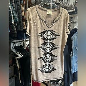 Vocal Beige Short Sleeve Top with Black Geometric Embroidery